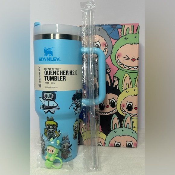 Stanley 40 oz tumbler in collaboration with The Monsters. - Picture 3 of 4